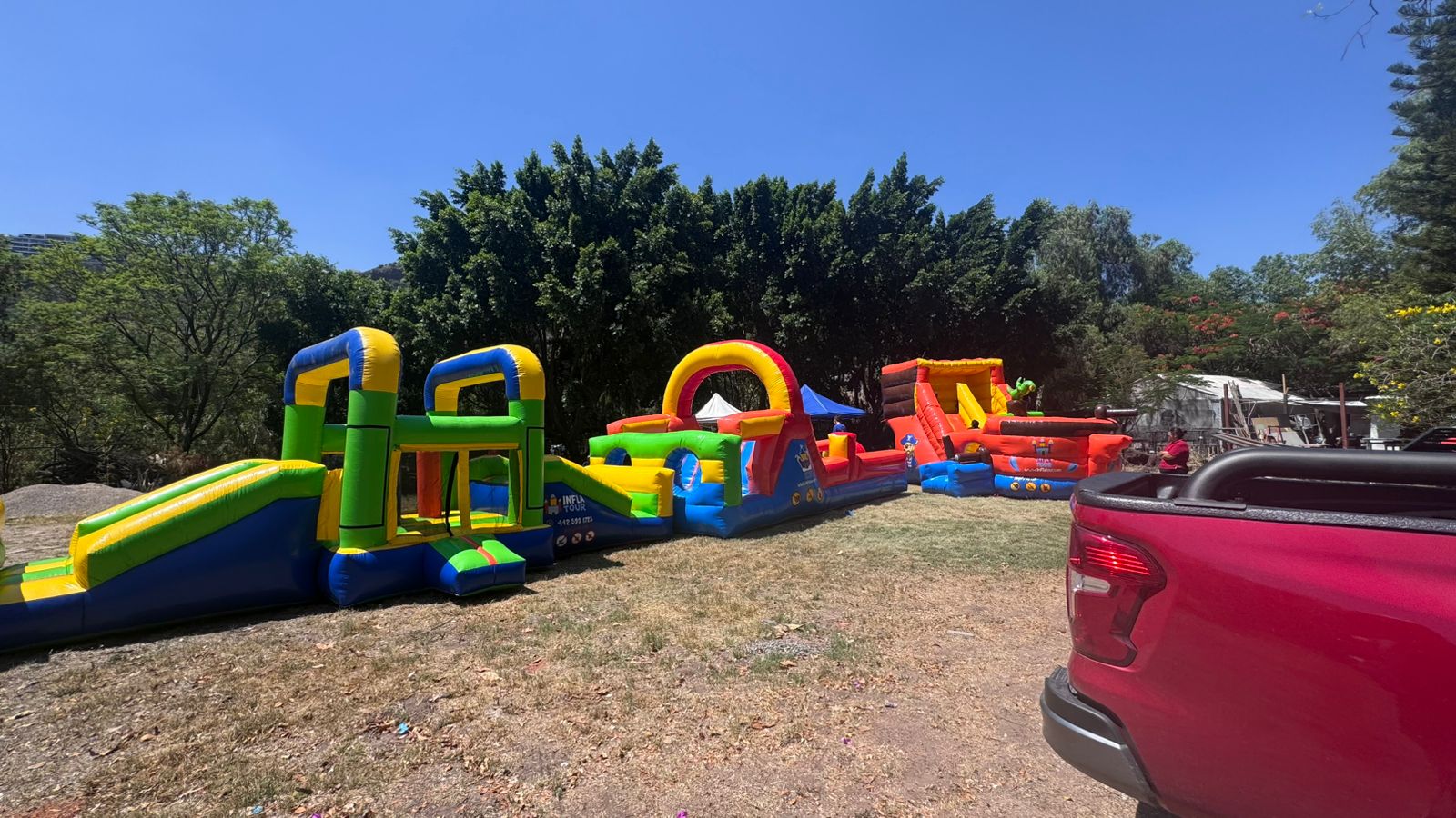 Renta de inflable tipo castillo para fiesta infantil en Querétaro